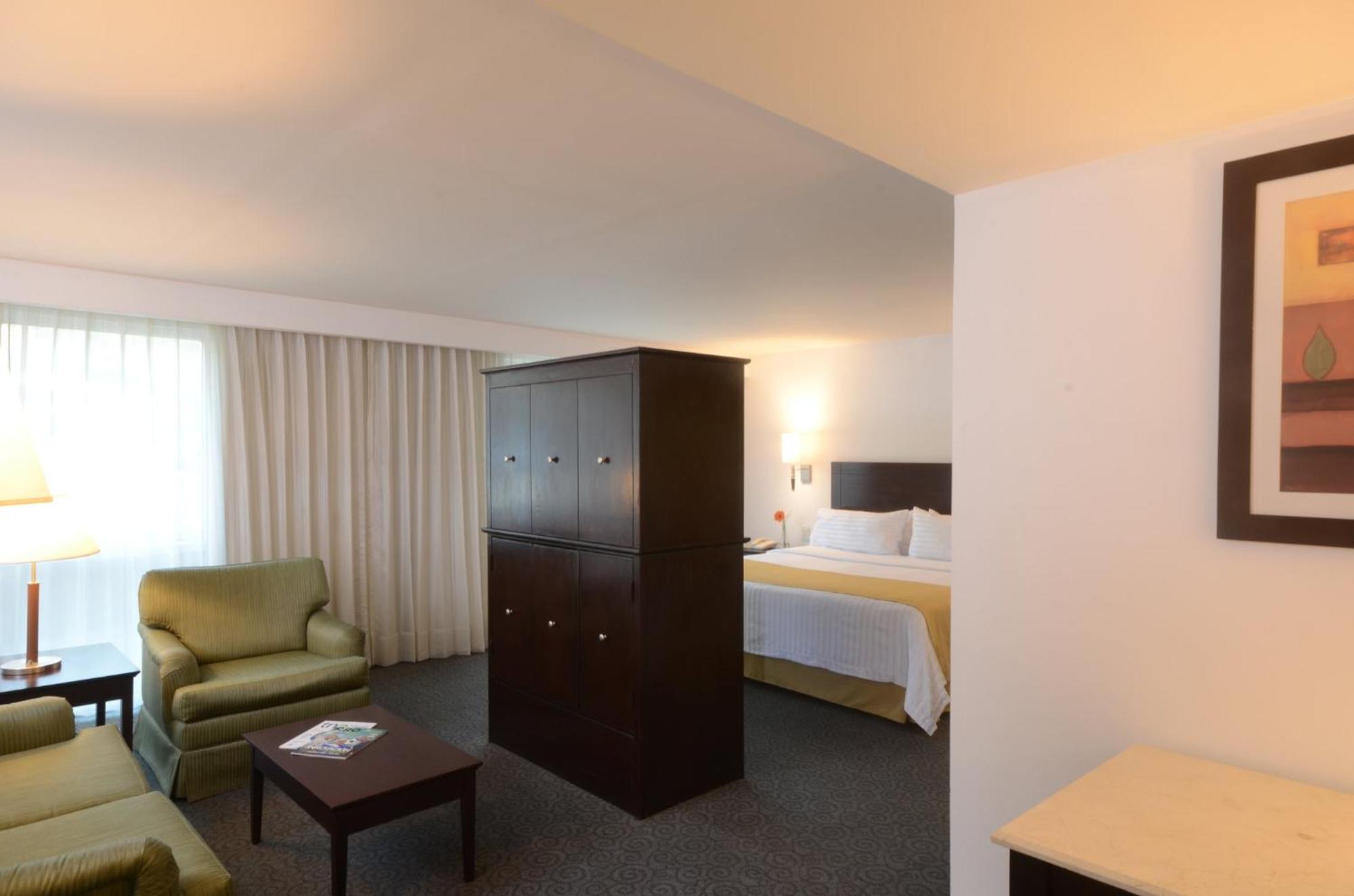 Holiday Inn Monterrey Valle By Ihg San Pedro Garza Garcia Экстерьер фото